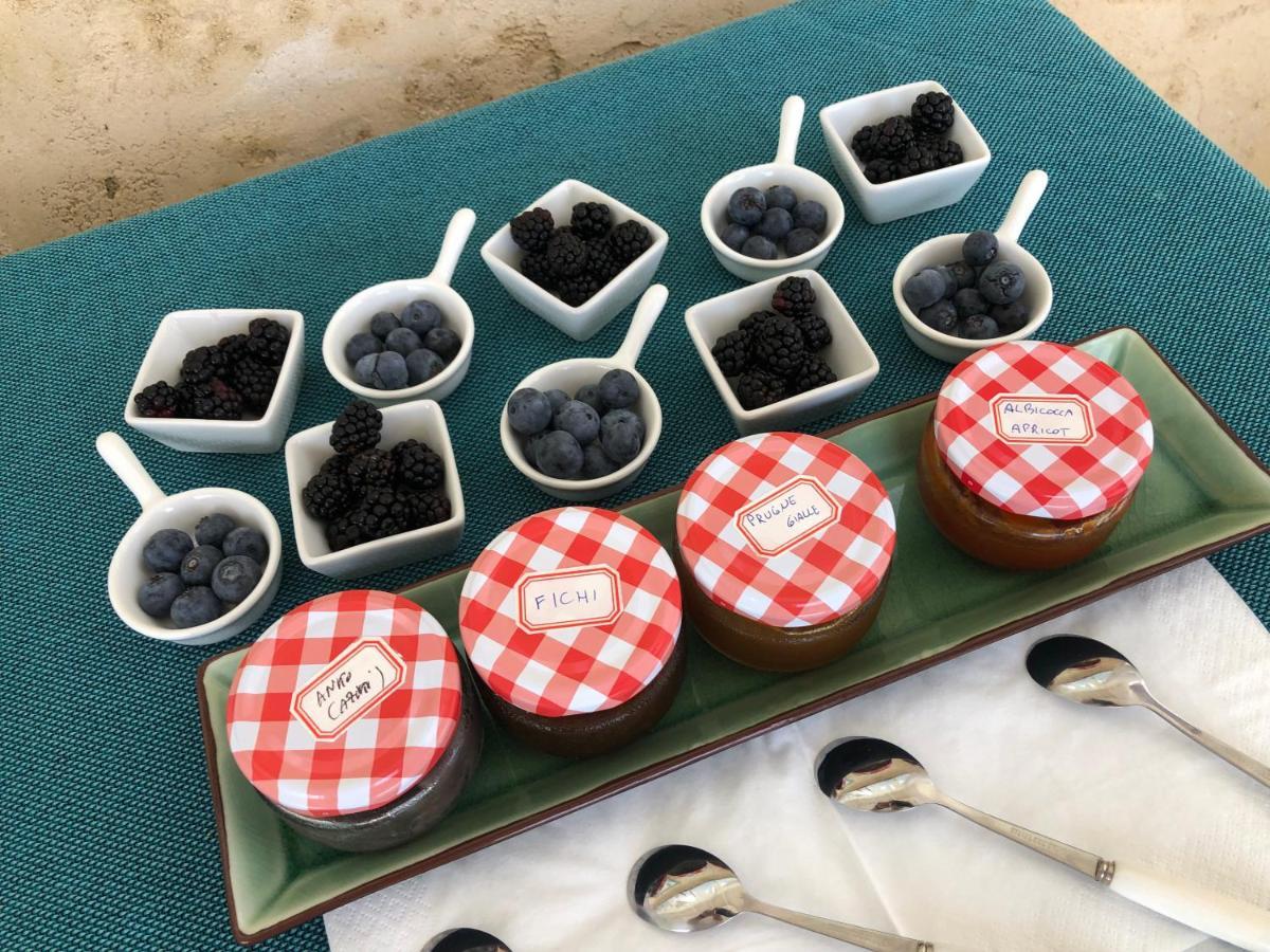 Il Sole Di Poggi Bed and Breakfast Imperia Εξωτερικό φωτογραφία